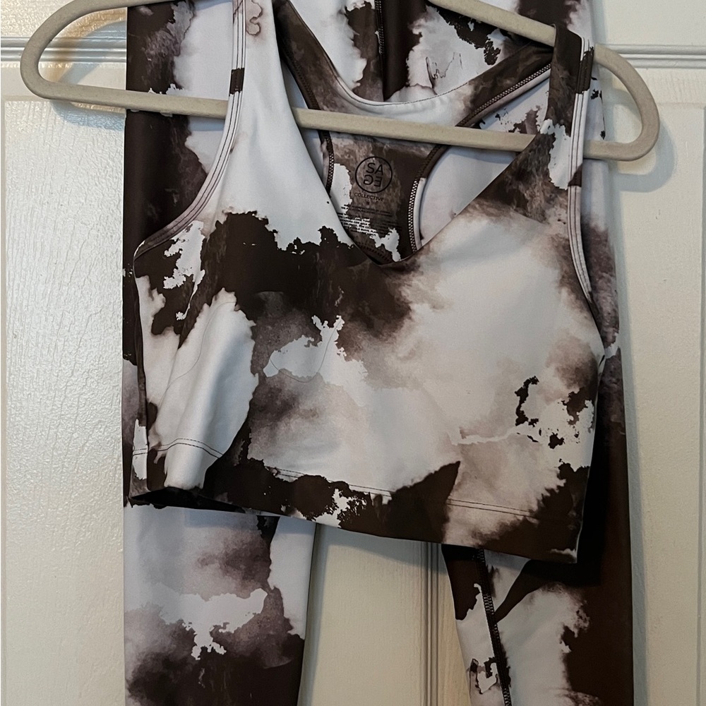 Sage Brown & White Tie-Dye Sports Bra and Leggings Set